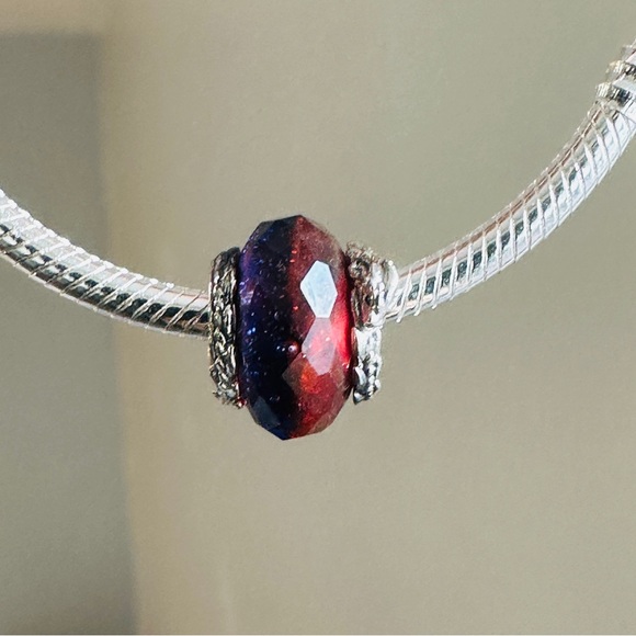 Brand new authentic Pandora ice fire murano charm - Picture 5 of 9